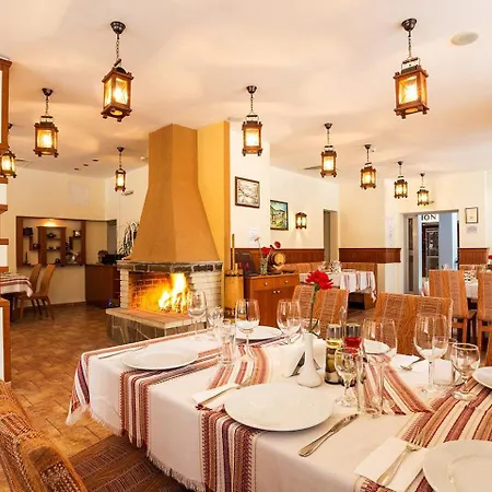 Daire Alpine Relax Free & Pool Pamporovo