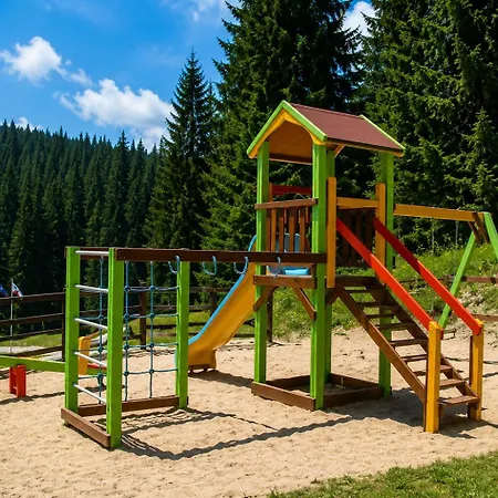 Alpine Relax Free & Pool Apartment *